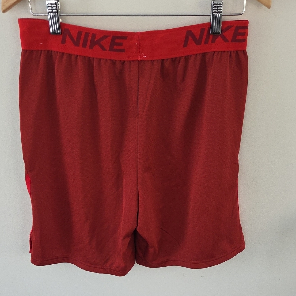 Nike Men's Dri-fit Athletic Red Shorts - Picture 5 of 7